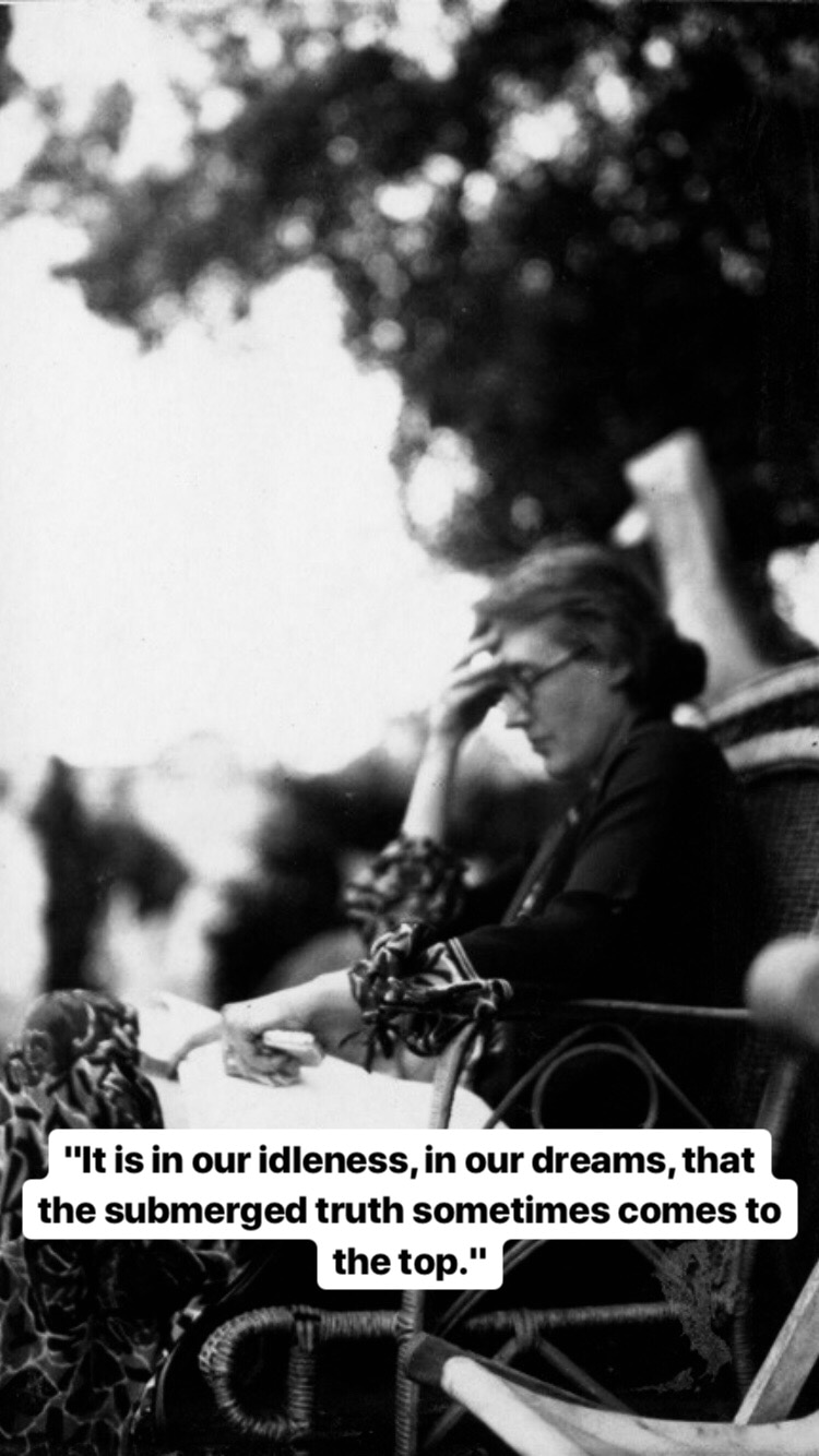 Photo of Virginia Woolf