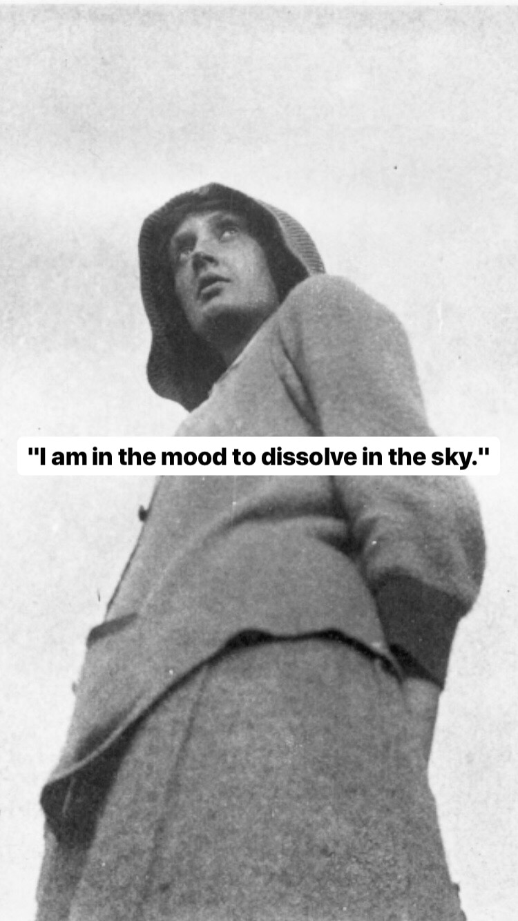 Photo of Virginia Woolf