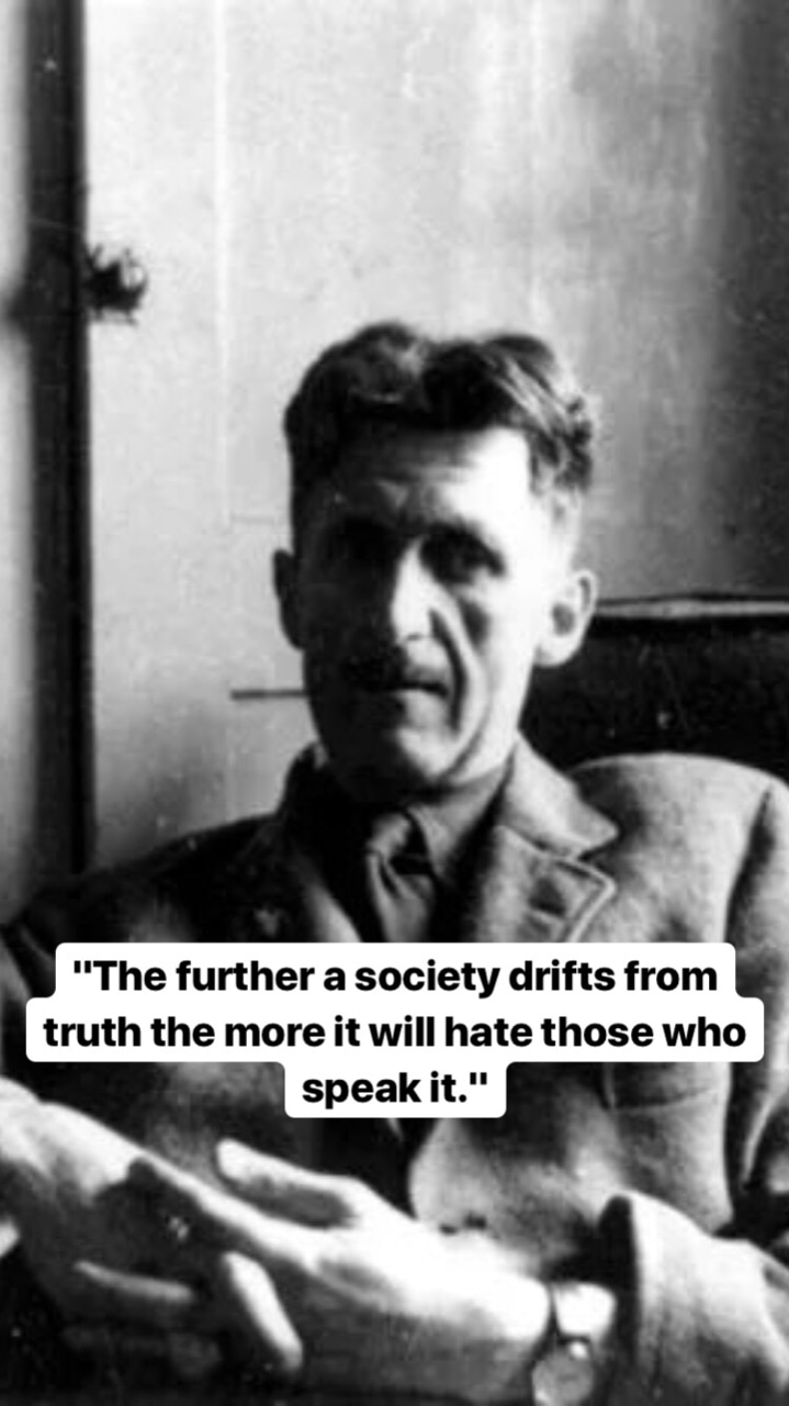 Photo of George Orwell