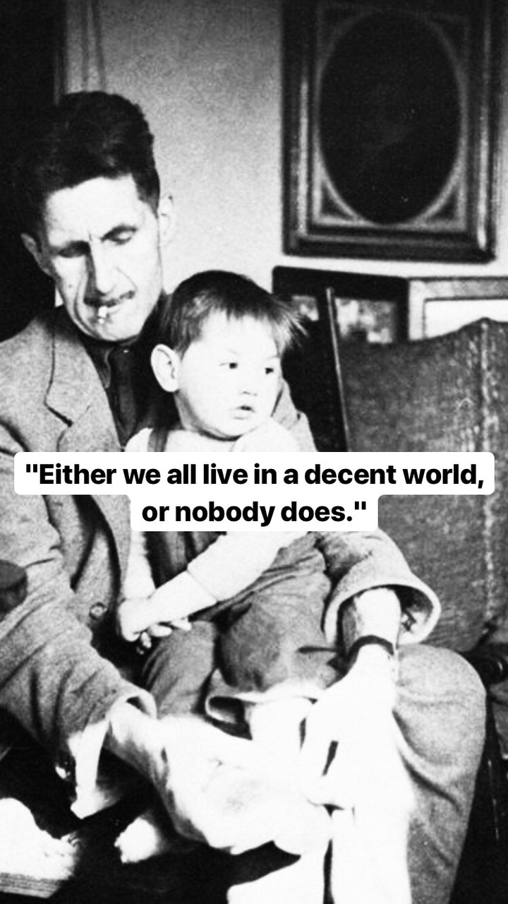 Photo of George Orwell