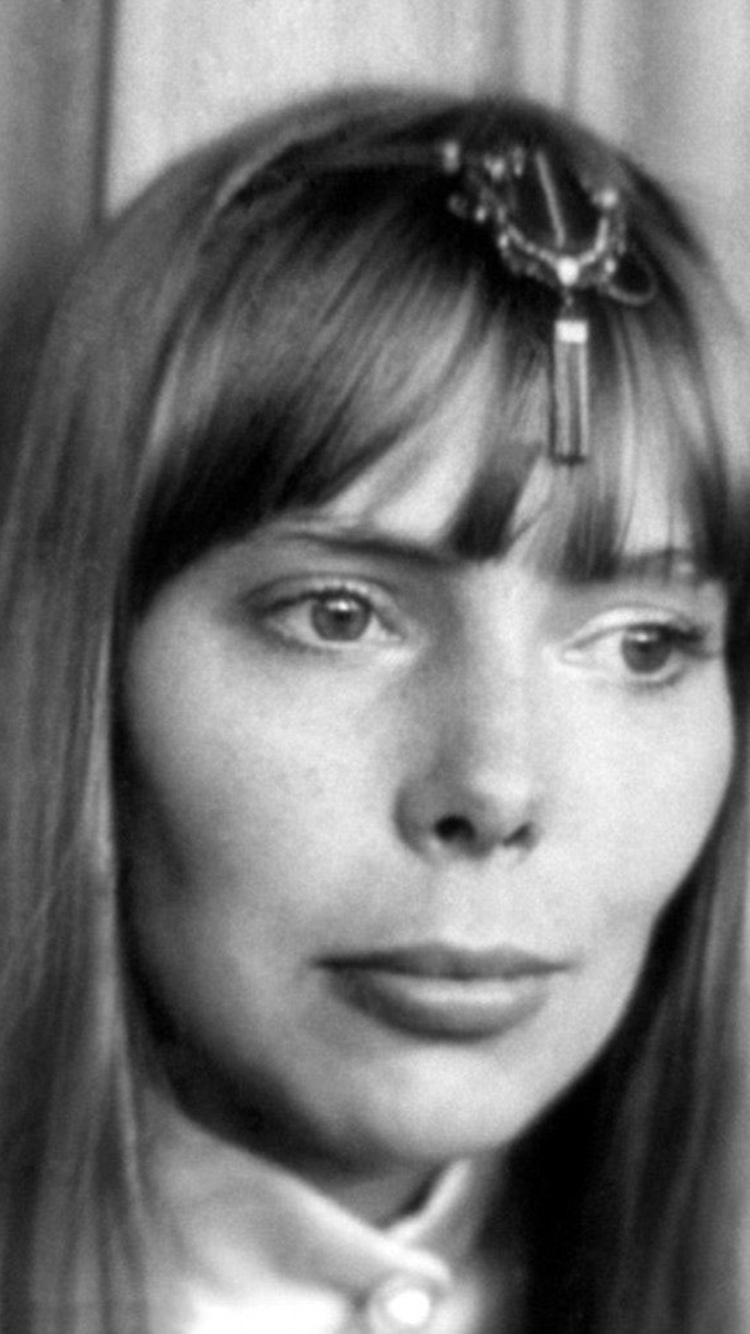 Photo of Joni Mitchell