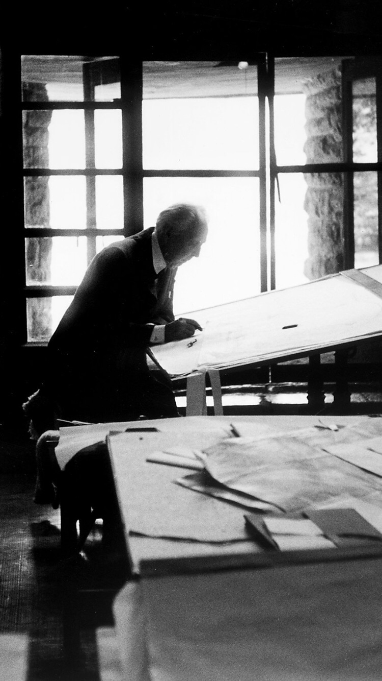 Photo of Frank Lloyd Wright
