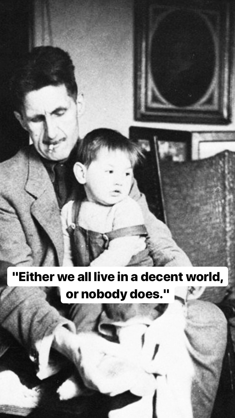 Photo of George Orwell