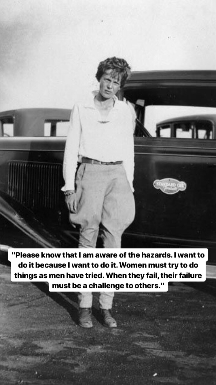 Photo of Amelia Earhart