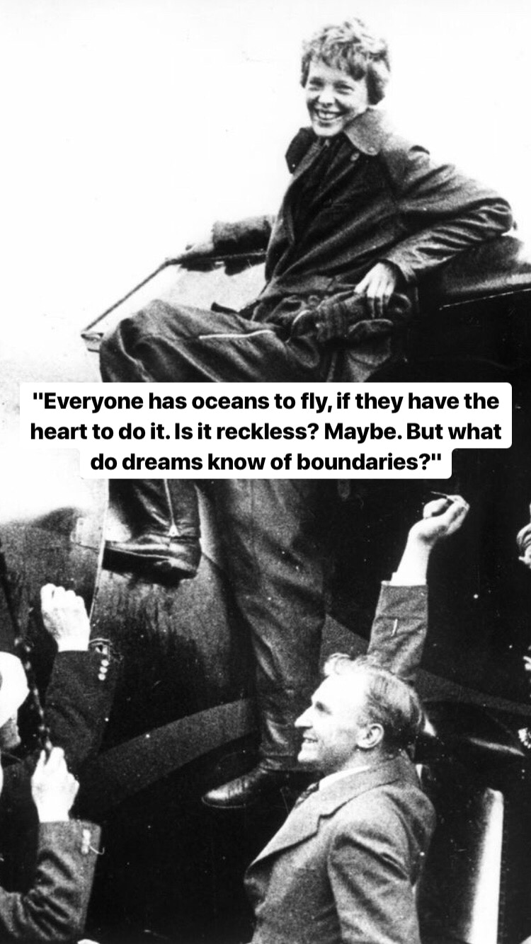 Photo of Amelia Earhart