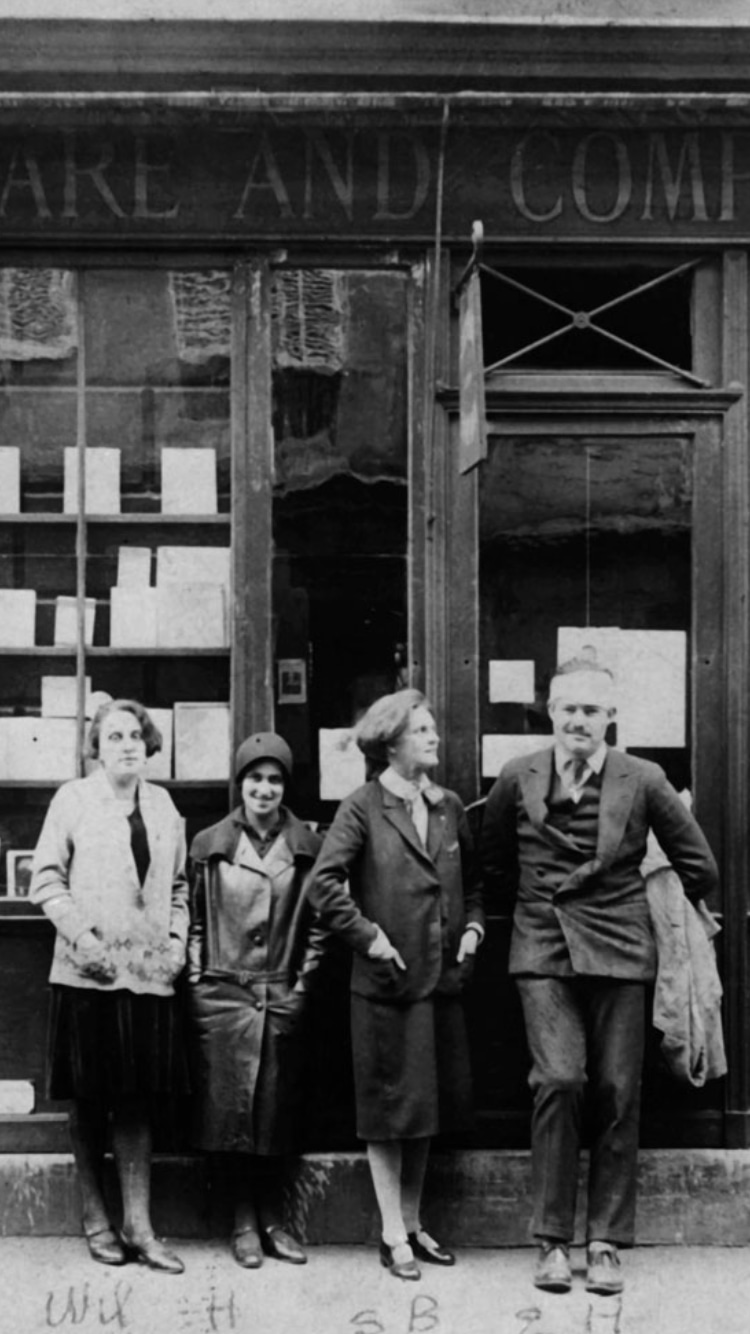 Photo of Ernest Hemingway