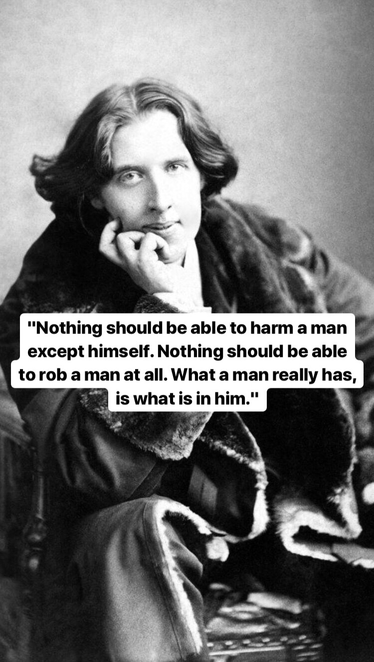 Photo of Oscar Wilde