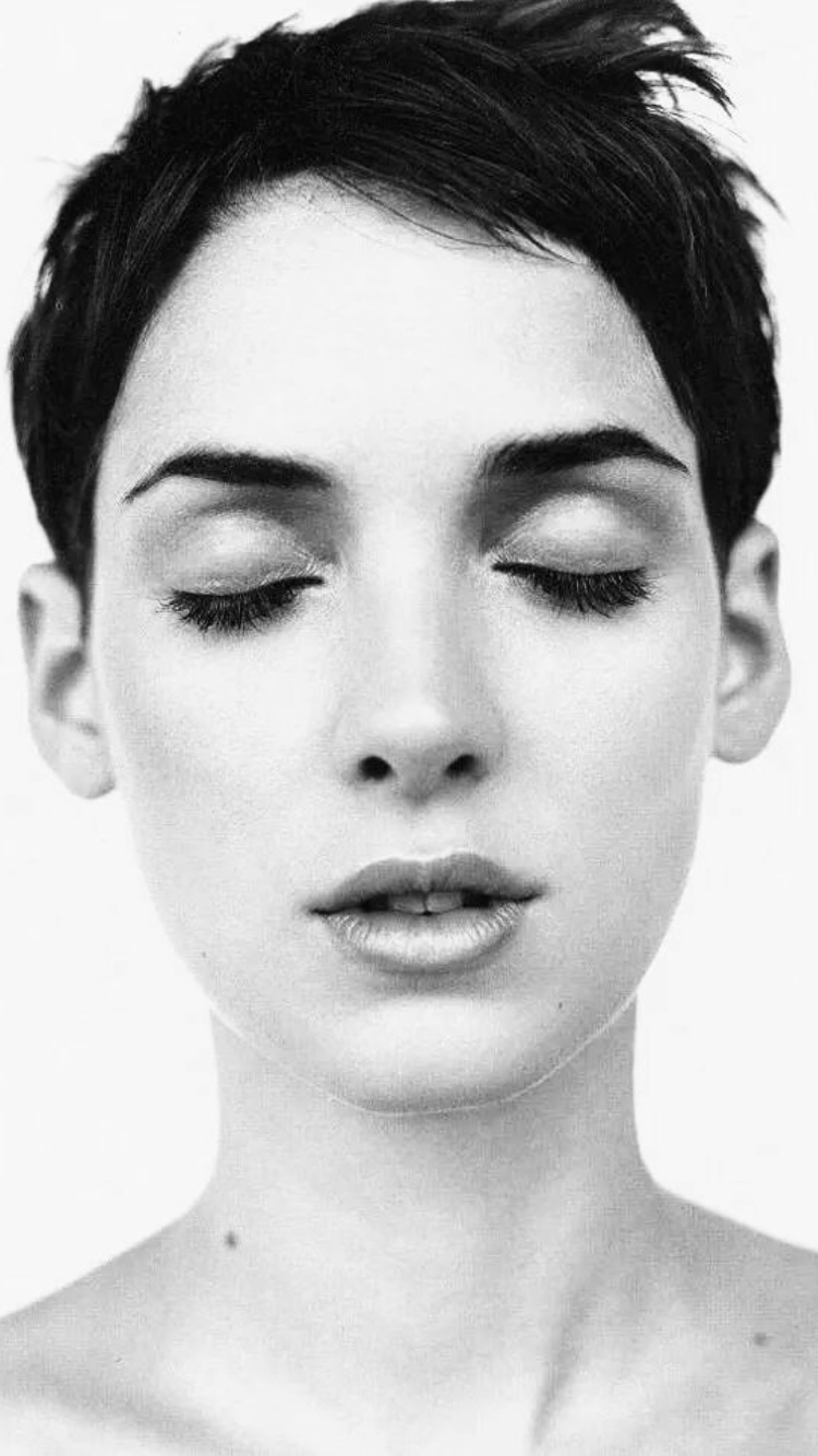 Photo of Winona Ryder