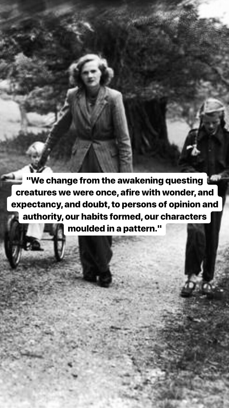 Photo of Daphne du Maurier