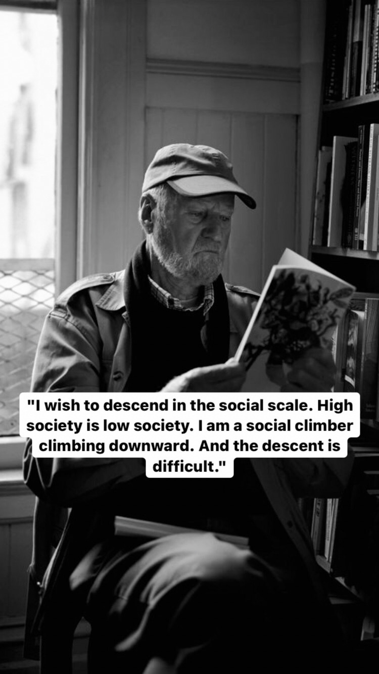 Photo of Lawrence Ferlinghetti