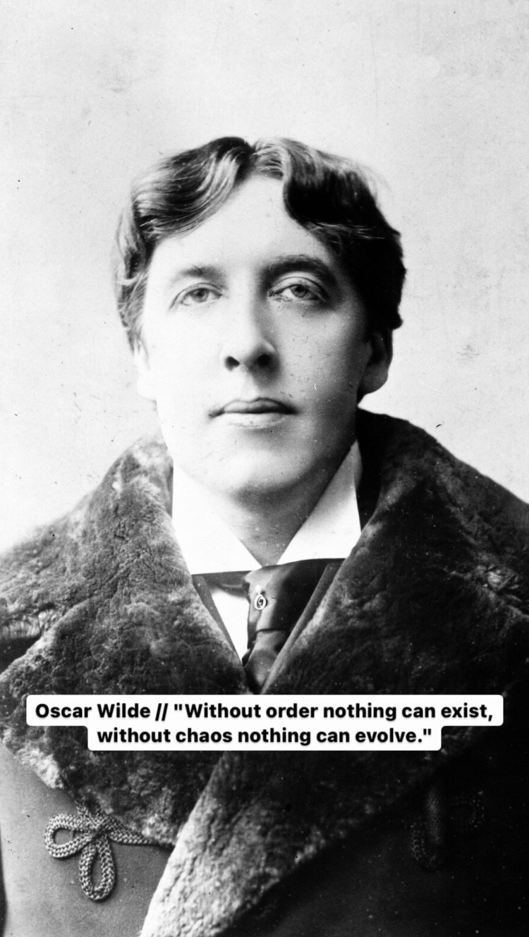 Photo of Oscar Wilde