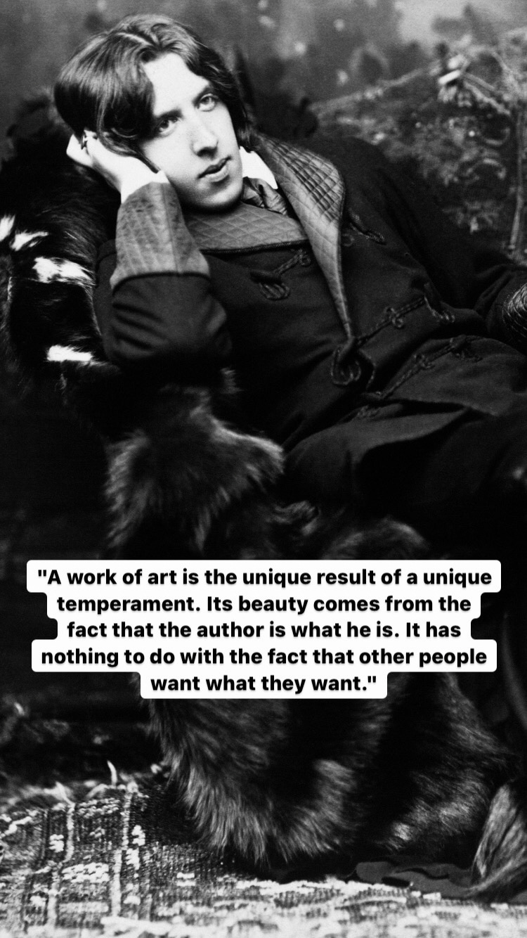 Photo of Oscar Wilde