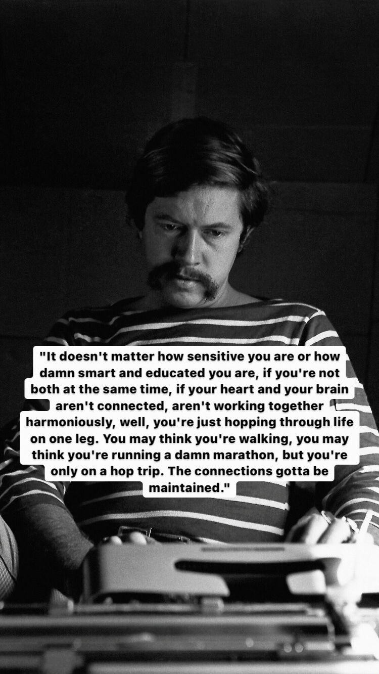 Photo of Tom Robbins