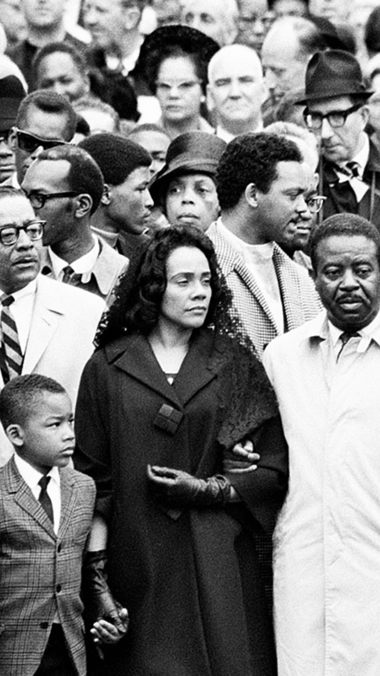 Photo of James Baldwin