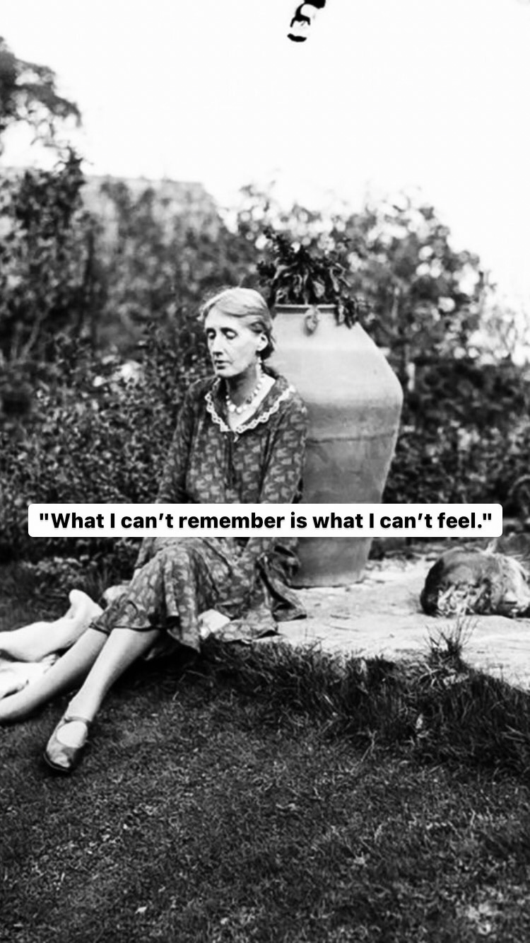 Photo of Virginia Woolf