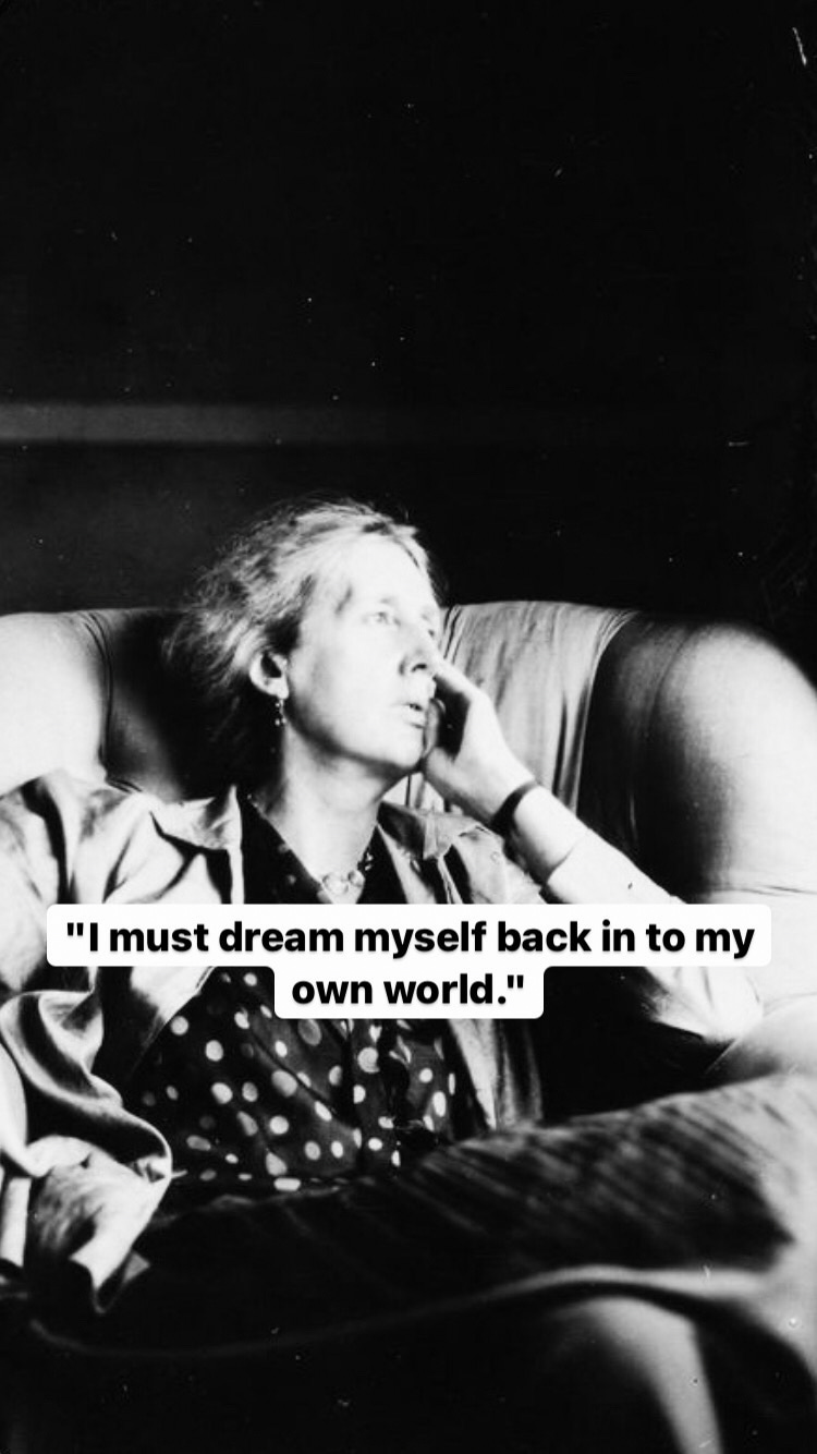 Photo of Virginia Woolf