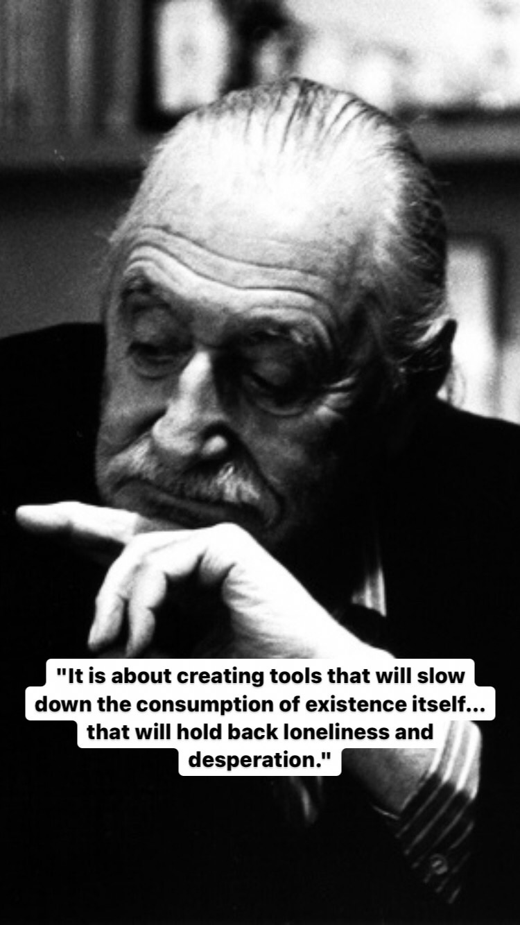 Photo of Ettore Sottsass