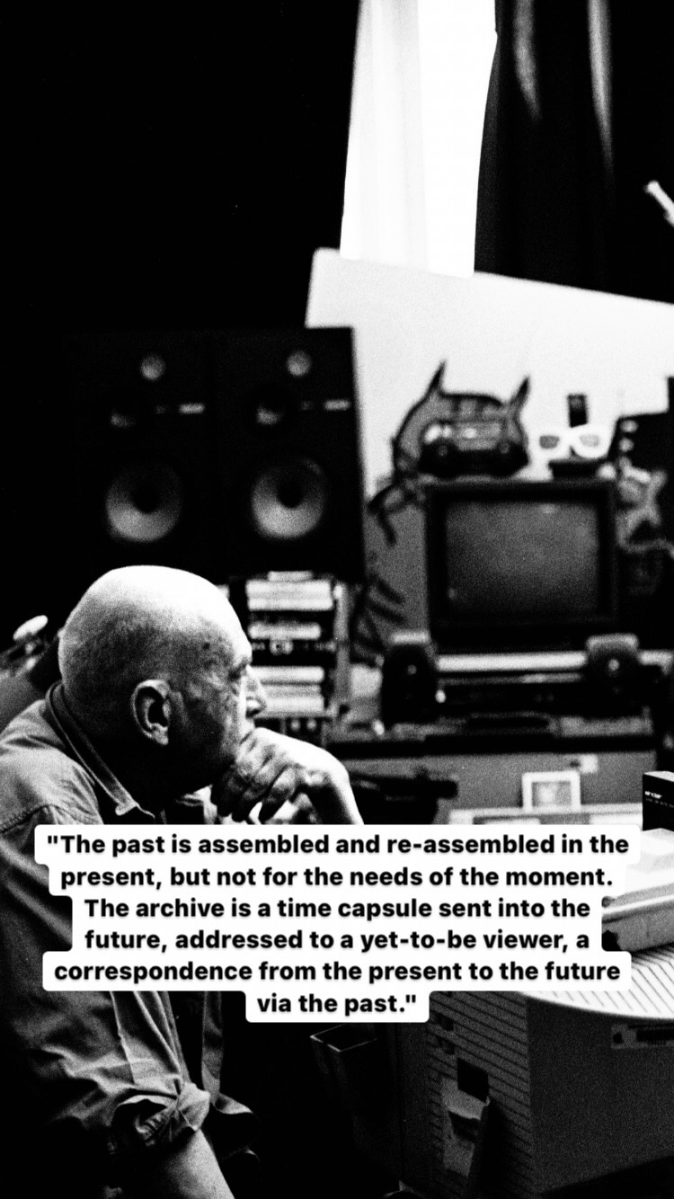 Photo of Chris Marker