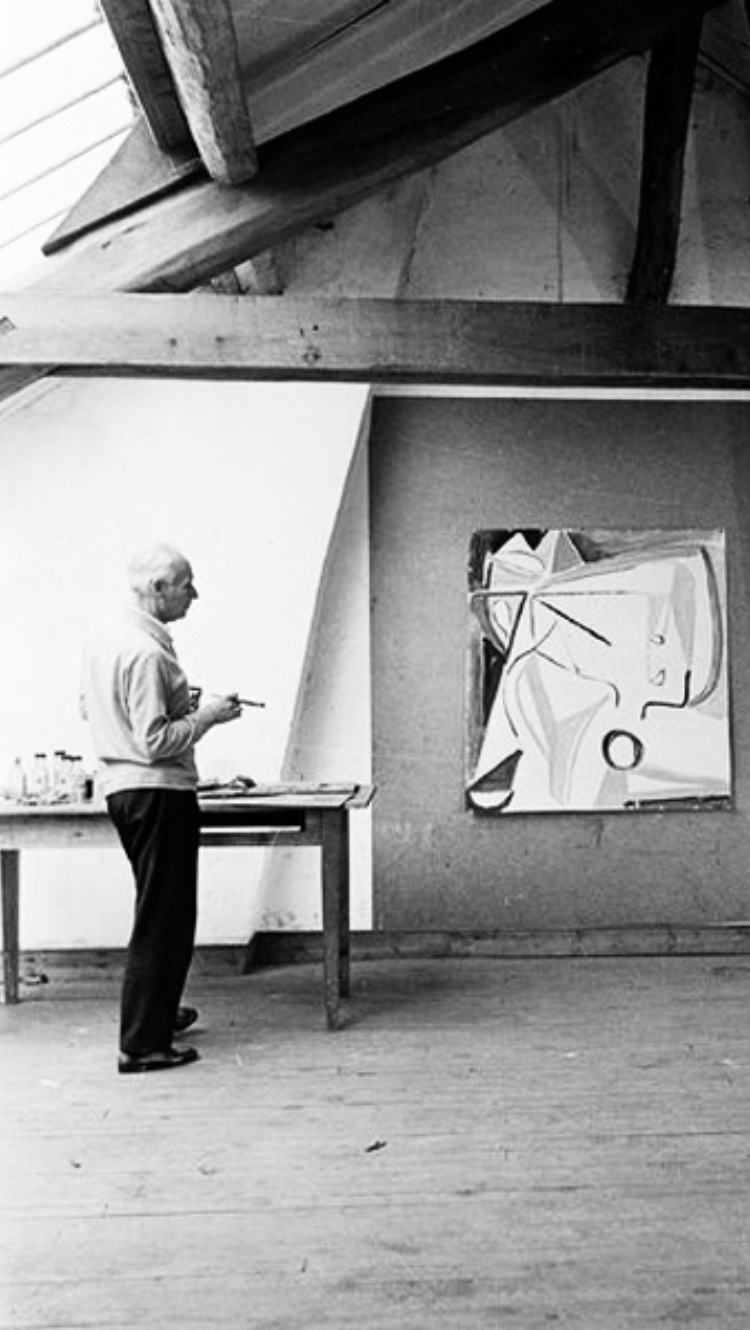 Photo of Bram van Velde