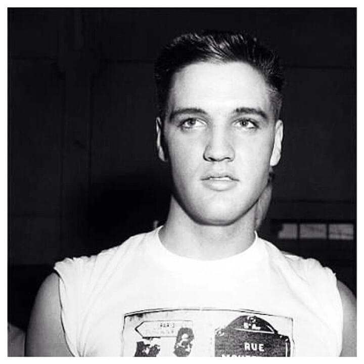 Photo of Elvis Presley