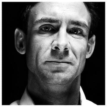 Photo of Chuck Palahniuk
