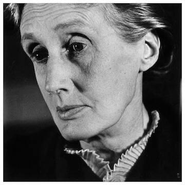 Photo of Virginia Woolf