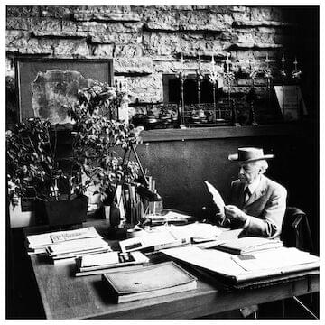 Photo of Frank Lloyd Wright