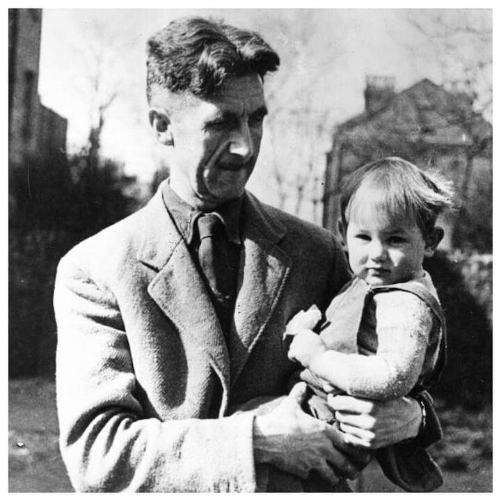 Photo of George Orwell